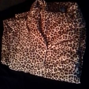 RACHEL ZOE - Rachel Zoe Leopard Pajama Set Size Large